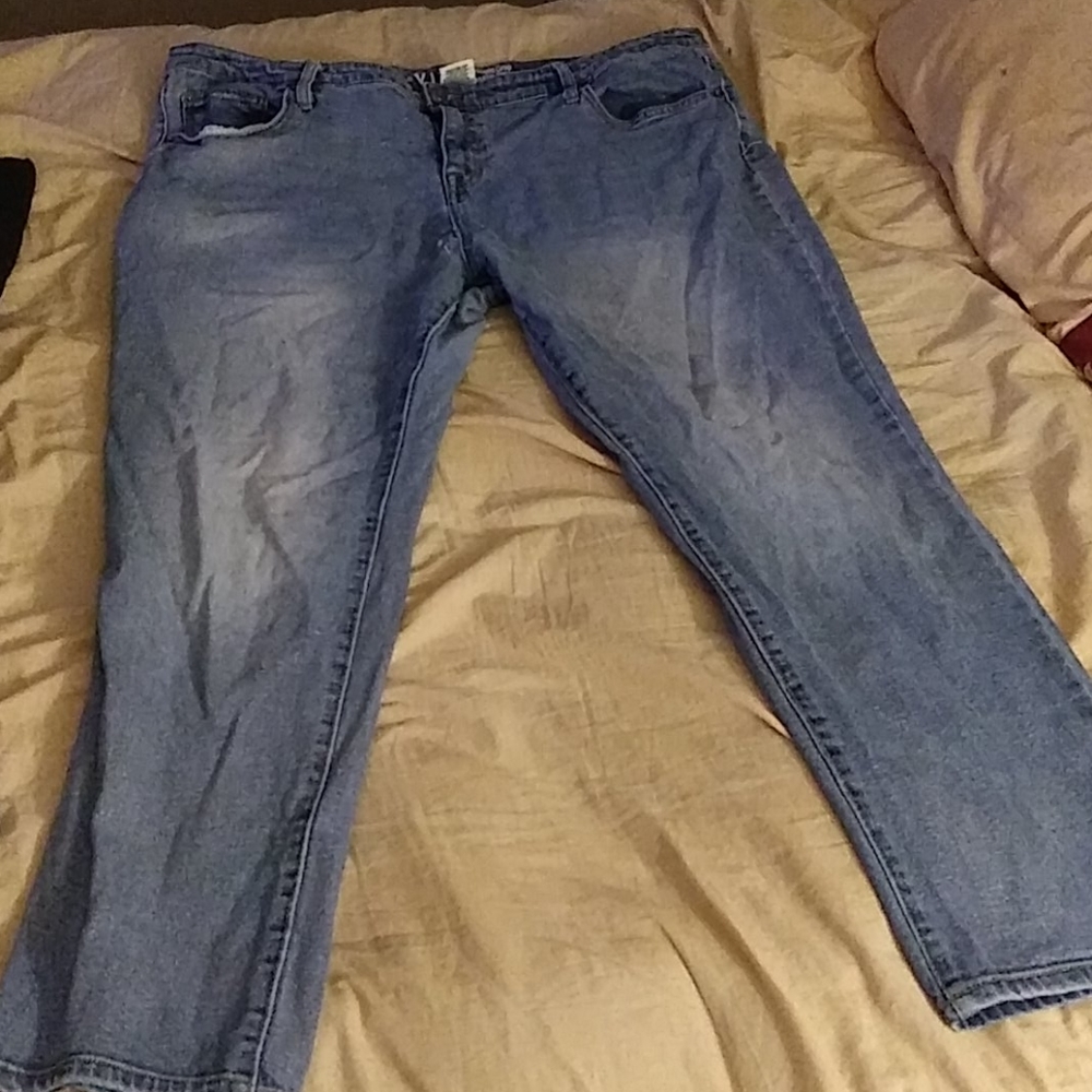 Light wash jeans